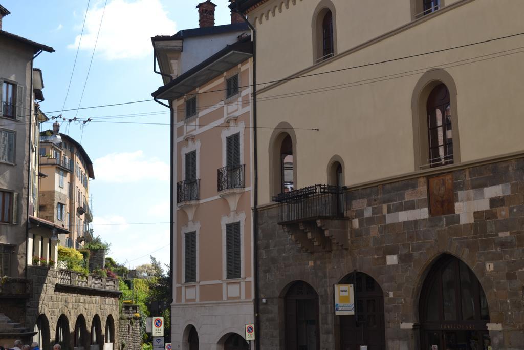 Porta 22 Charme&Relax Apartment Bergamo Exterior foto